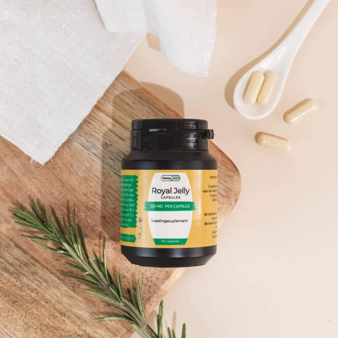 Royal Jelly capsules – pot met 50 capsules van 283 mg gevriesdroogde koninginnegelei van HoningDirect Royal Jelly capsules – pot met 50 capsules van 283 mg gevriesdroogde koninginnegelei van HoningDirect