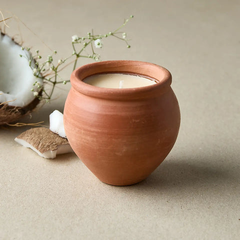 Bijenwaskaars in Terracotta Pot - Kokos Bijenwaskaars in Terracotta Pot - Kokos